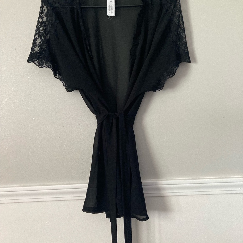Forever 21 Black Lingerie Robe / Casual Kimono / Beach Coverup